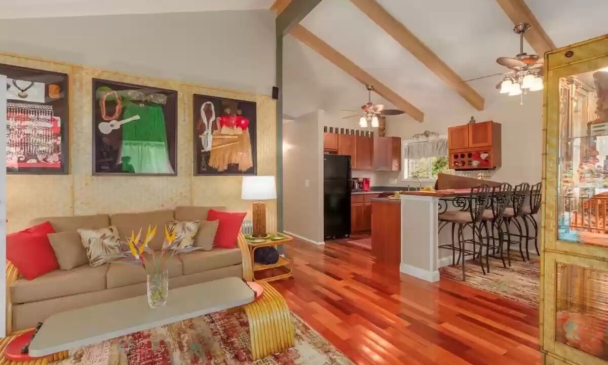 Photo of Livingroom in Ohia Estates