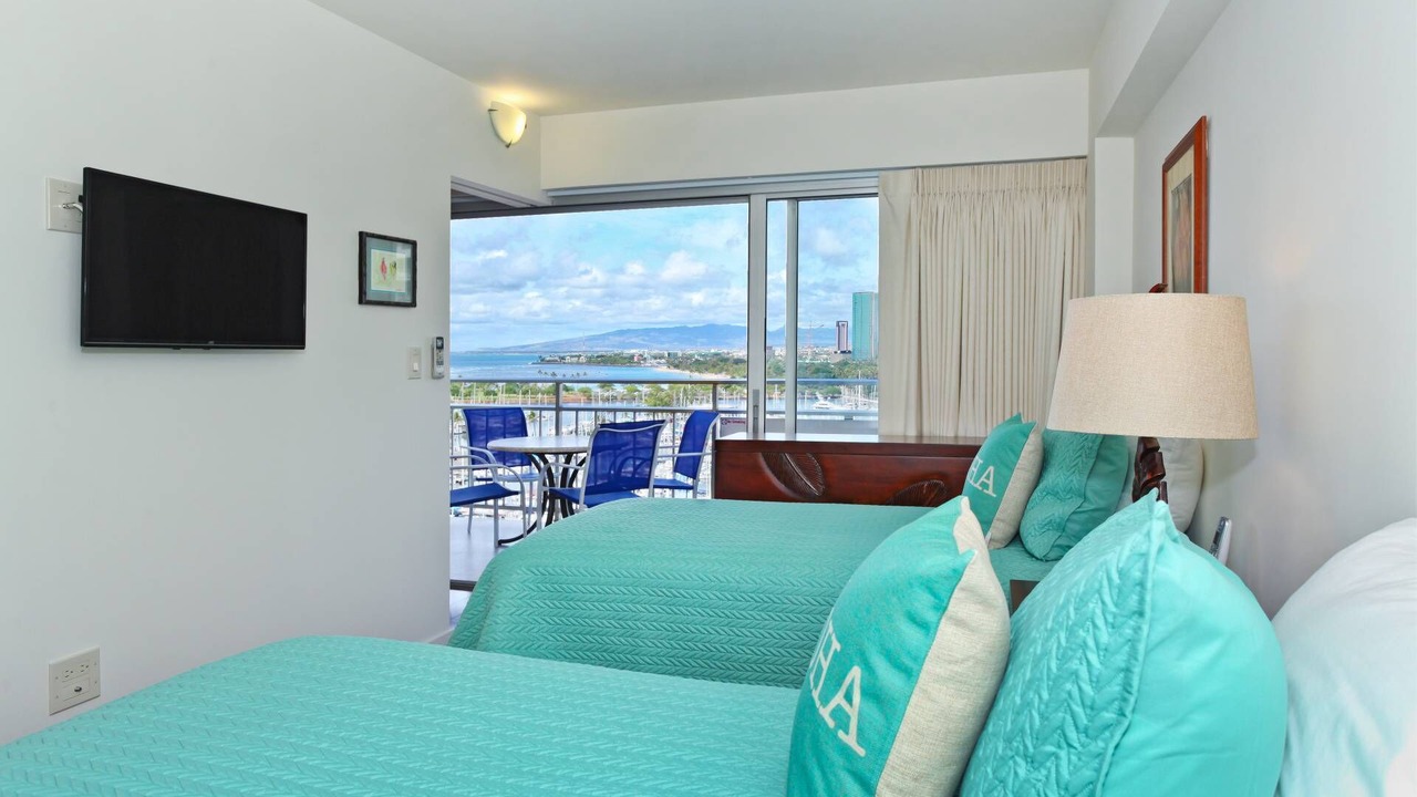 Photo of Bedroom in Waikiki