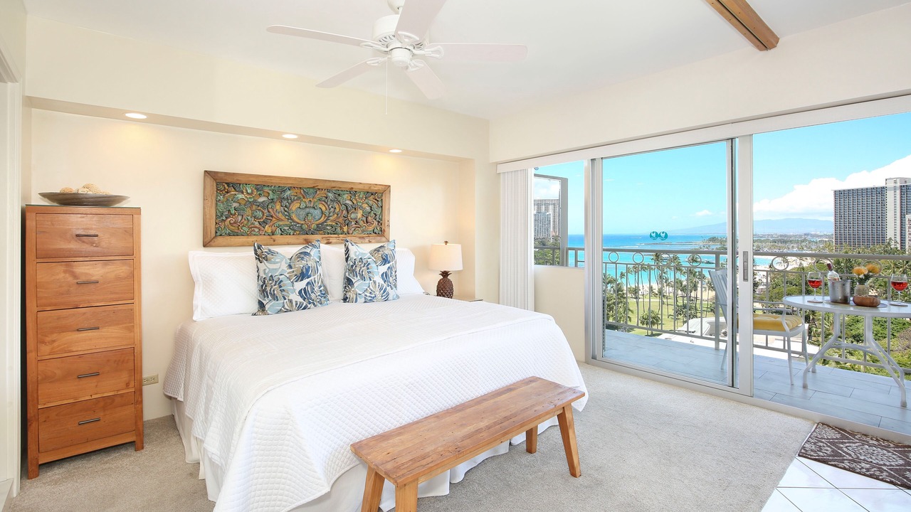 Photo of Bedroom in Waikiki