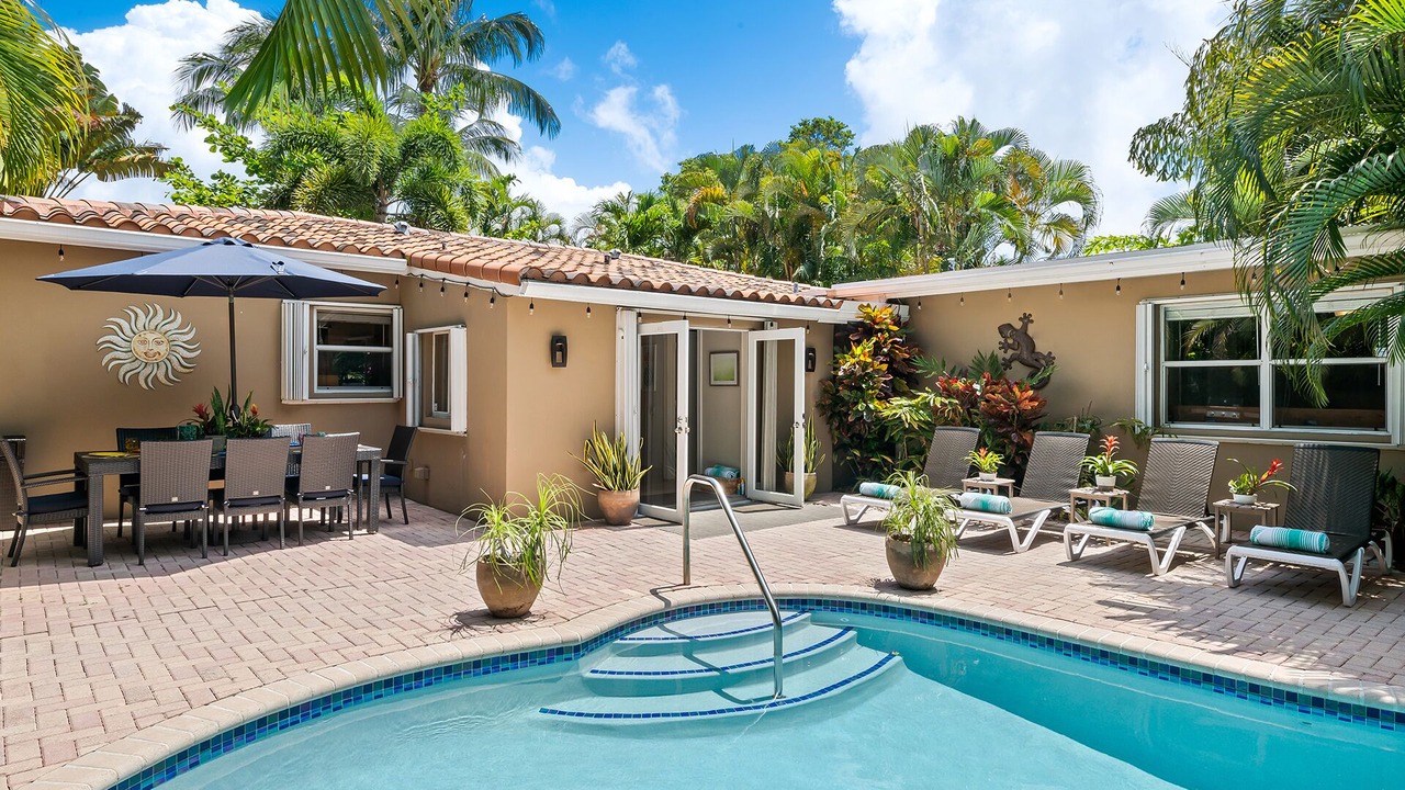 Photo of Outdoor in Poinsettia Heights