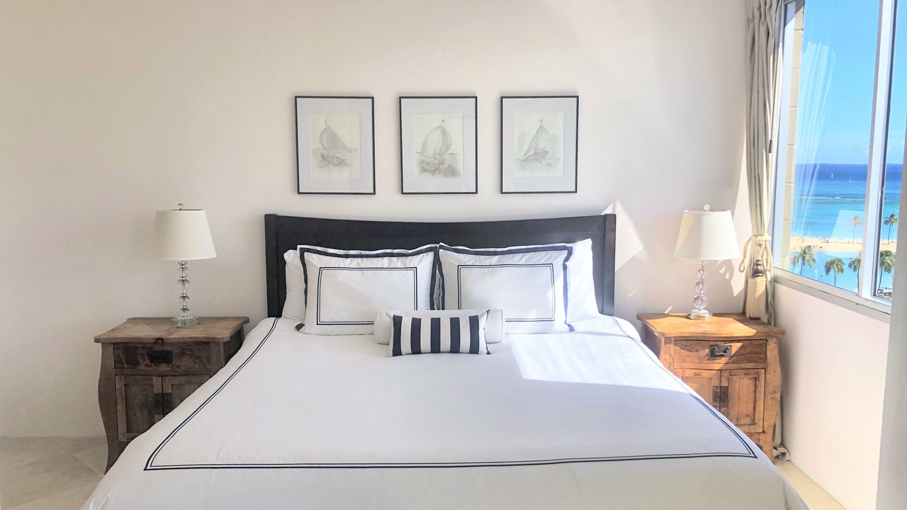 Photo of Bedroom in Waikiki