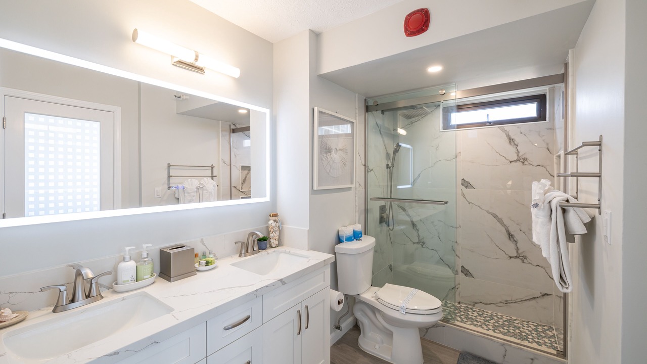 Photo of Bathroom in Waikiki