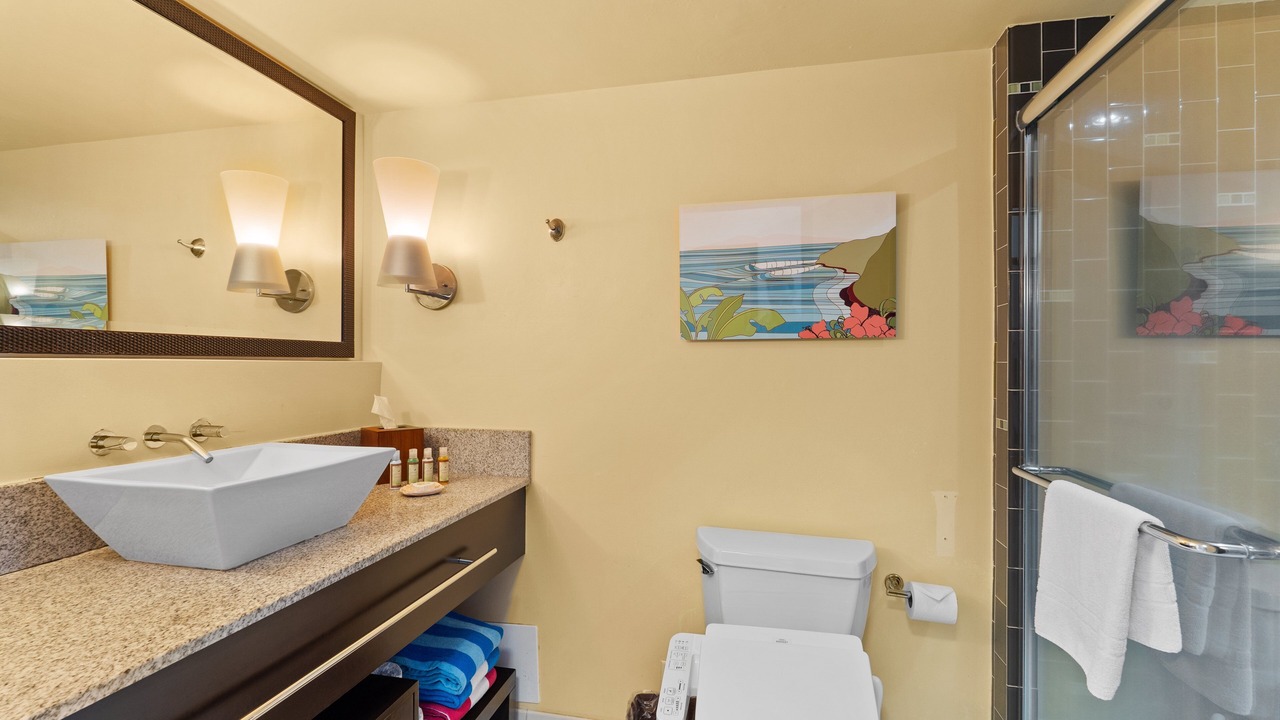 Photo of Bathroom in Waikiki