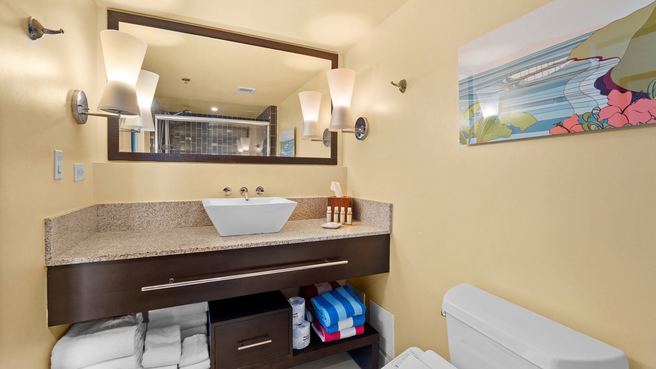 Photo of Bathroom in Waikiki