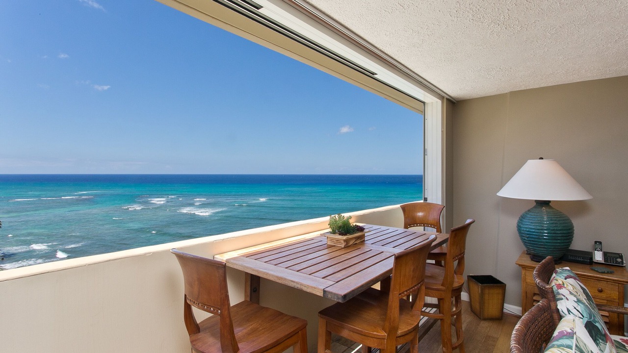 Photo of Bedroom in Diamond Head - Kapahulu - St. Louis