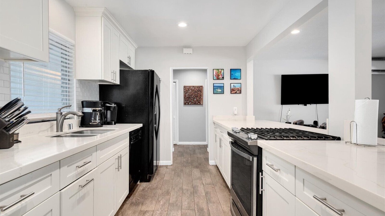 Photo of Kitchen in Portlock
