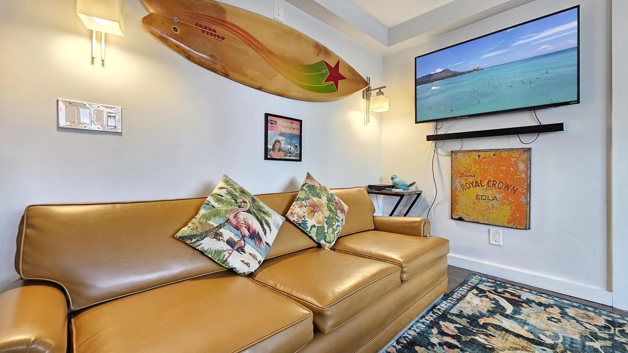 Photo of Livingroom in Waikiki