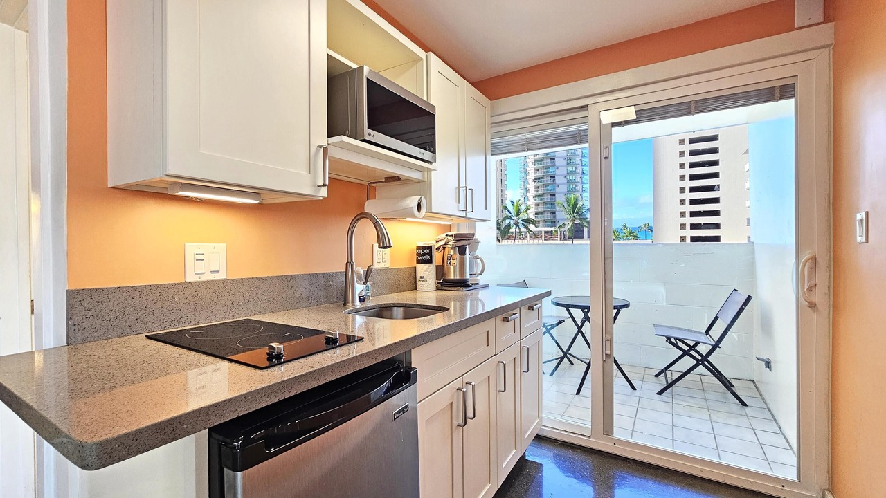 Photo of Kitchen in Waikiki