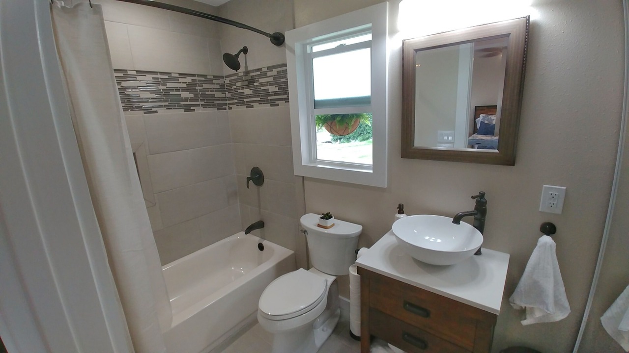 Photo of Bathroom in Kalaoa