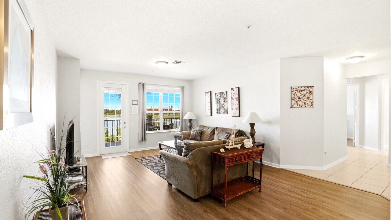 Photo of Livingroom in Florida Central Atlantic Coast