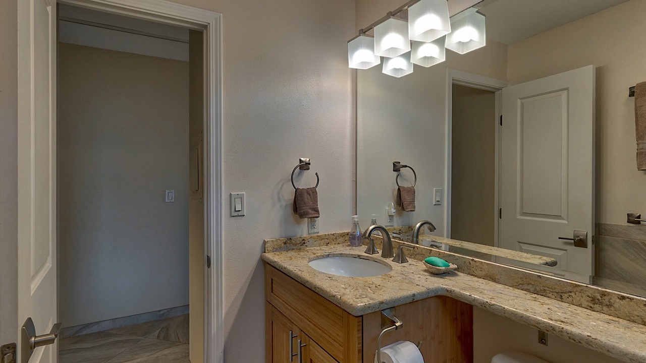 Photo of Bathroom in Kihei