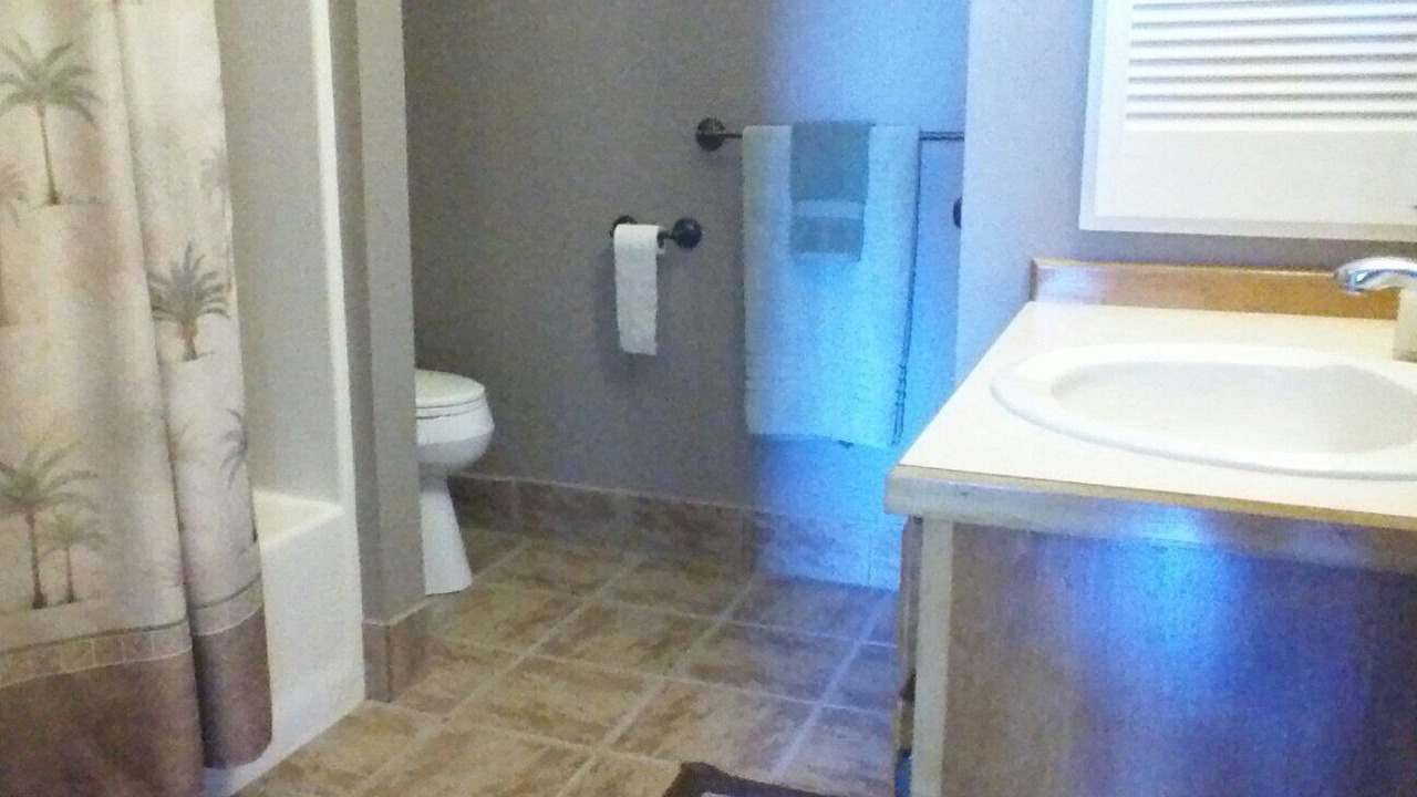 Photo of Bathroom in Punaluu
