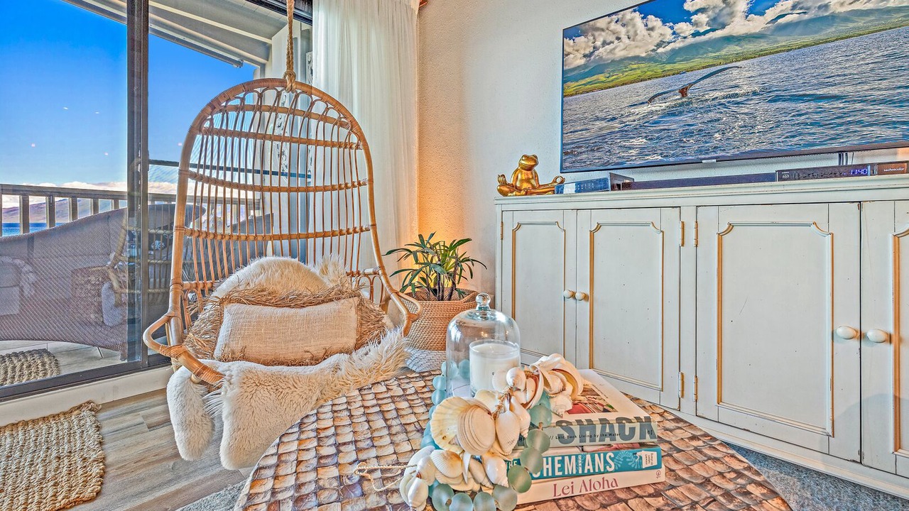 Photo of Livingroom in Kahana