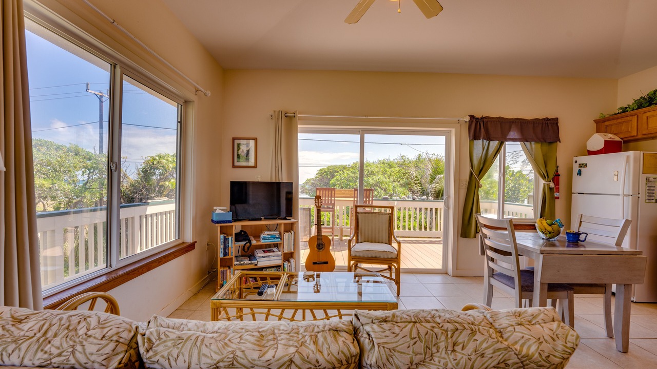 Photo of Livingroom in Waihee-Waiehu