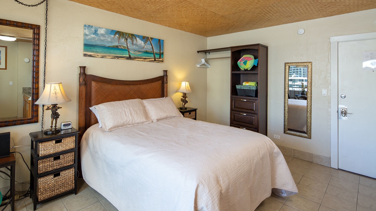Photo of Bedroom in Waikiki