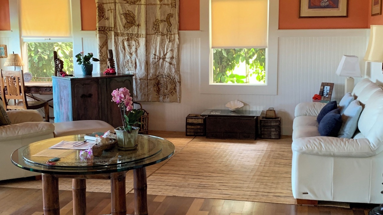 Photo of Livingroom in Hana