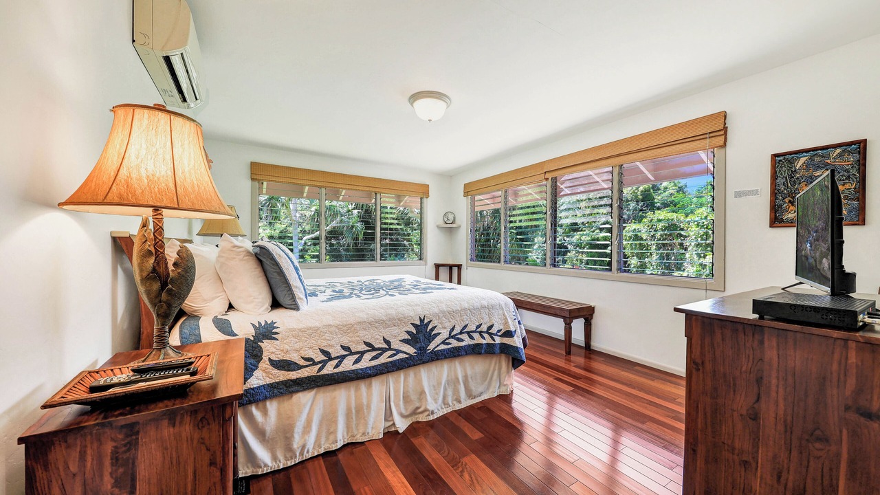 Photo of Others in Wainiha
