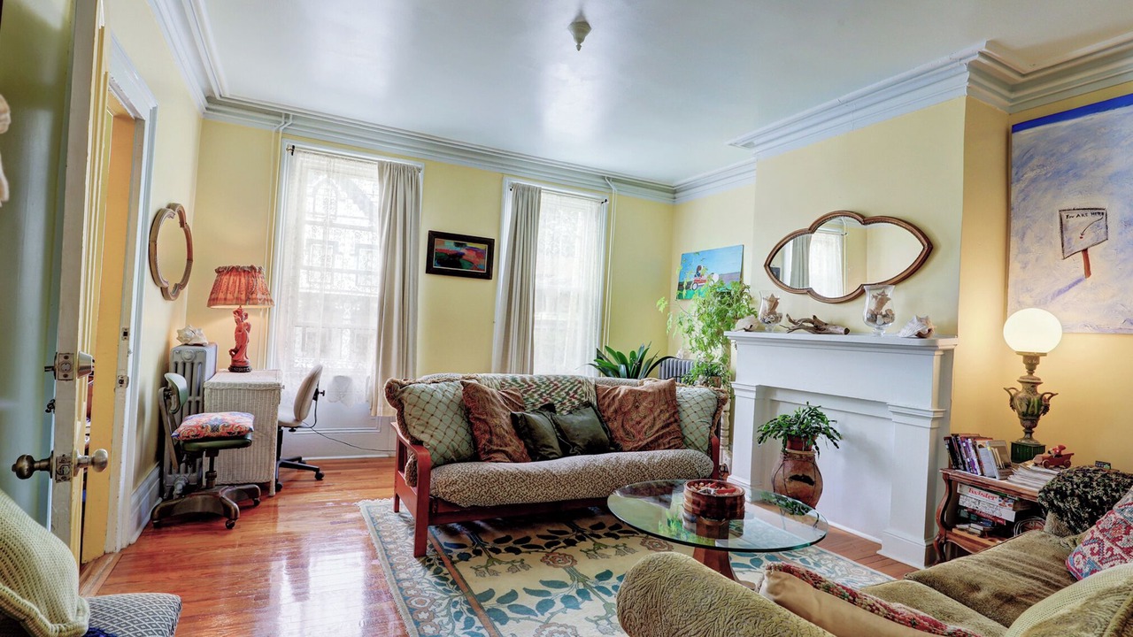 Photo of Livingroom in Hudson