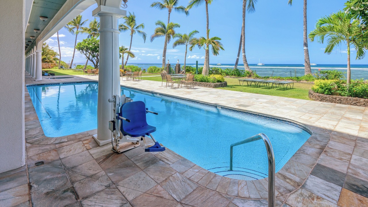 Photo of Outdoor in Historic Lahaina Front Street
