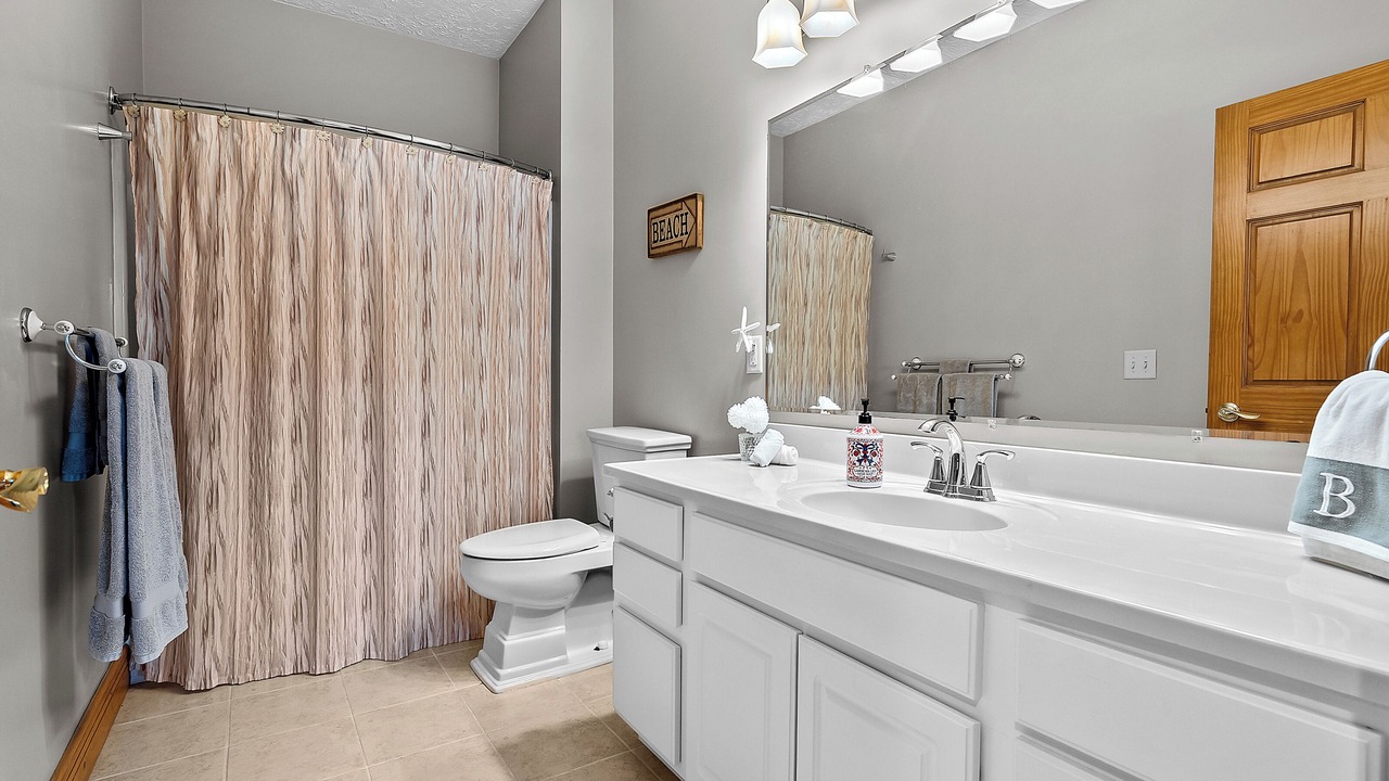 Photo of Bathroom in Kendall