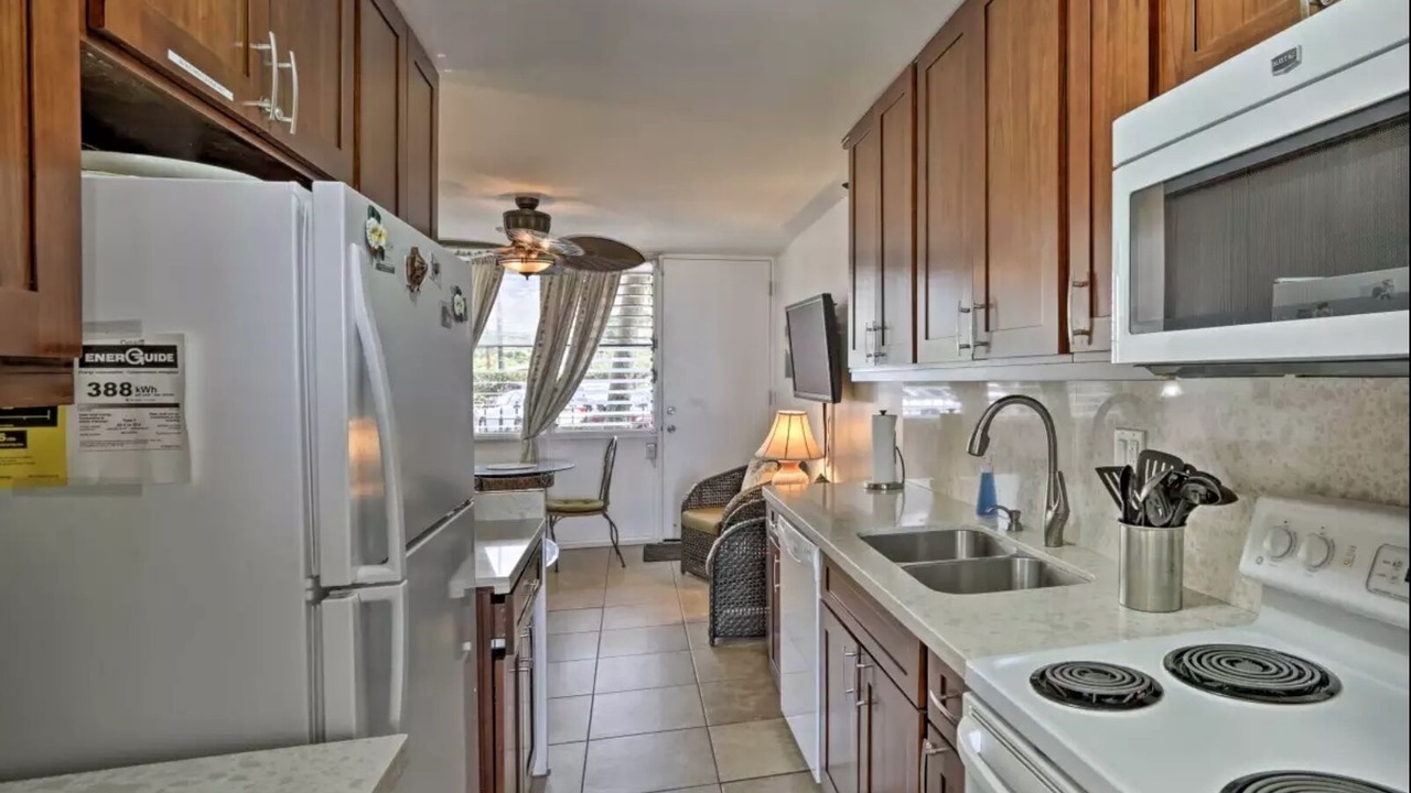 Photo of Kitchen in Makaha