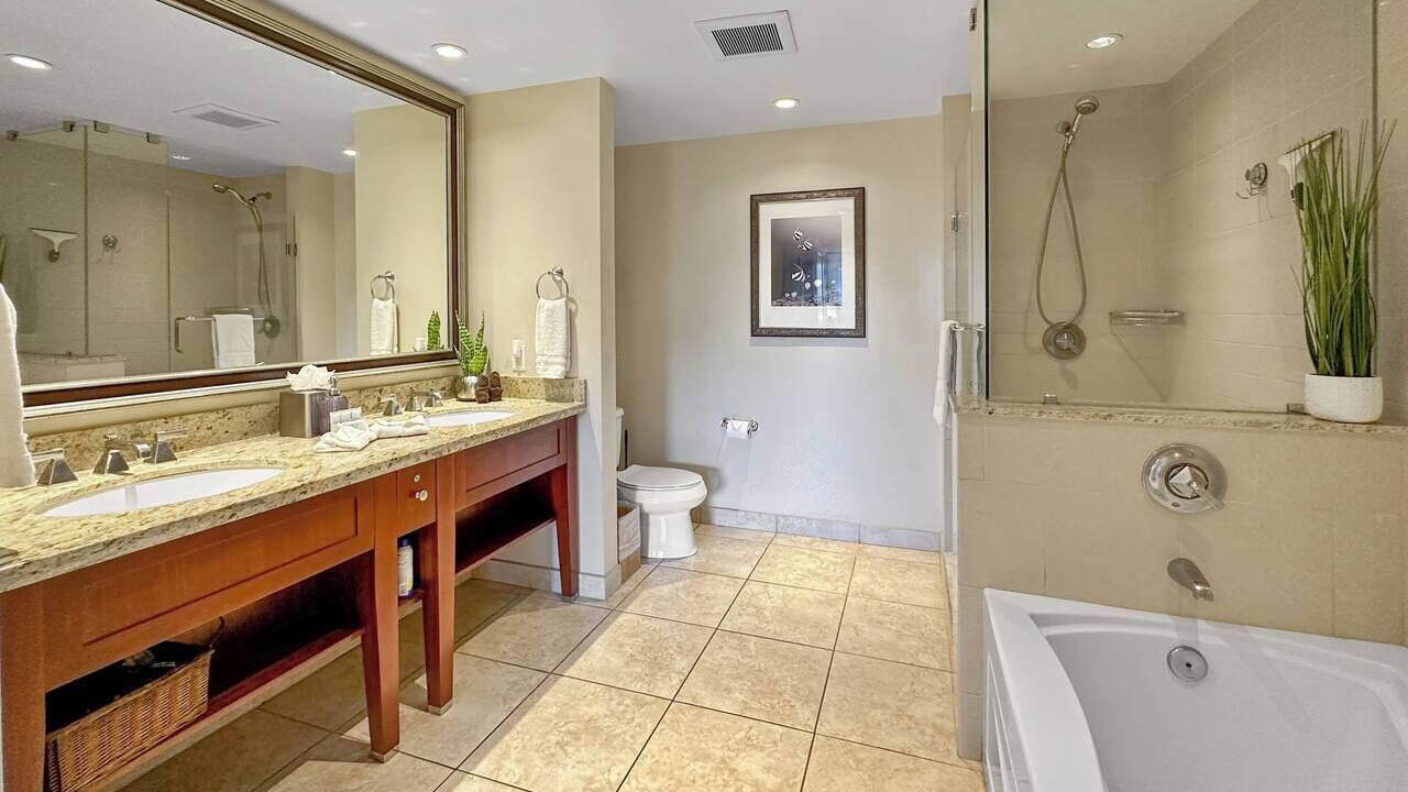 Photo of Bathroom in Honokowai