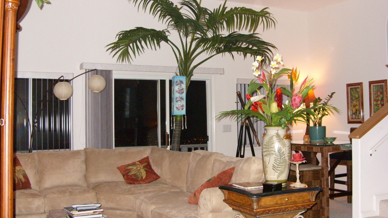 Photo of Bedroom in Maunalani Heights