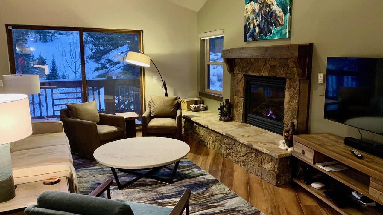 Photo of Bedroom in Four O'Clock