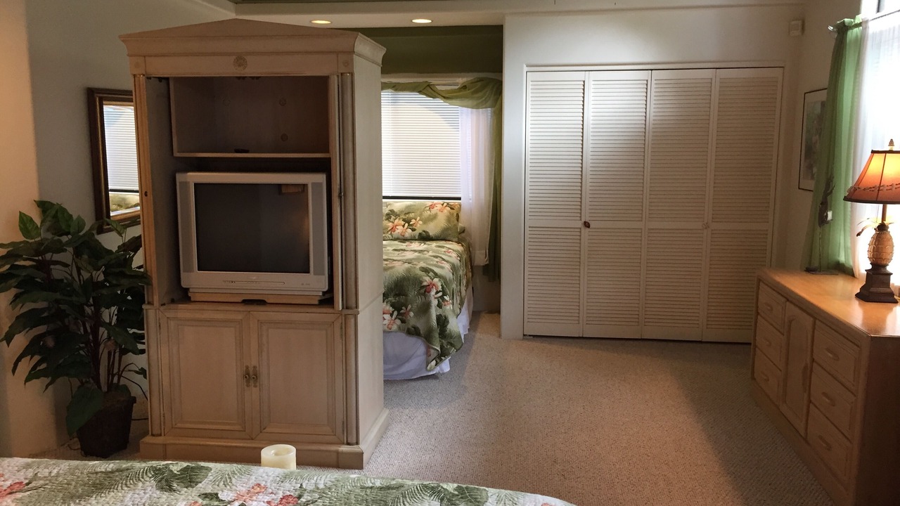 Photo of Bedroom in Kalaoa