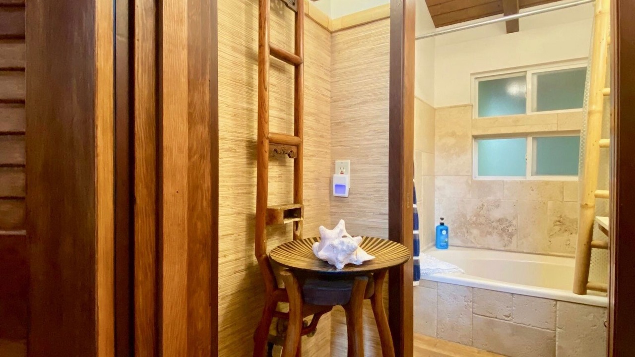 Photo of Bathroom in Lanikai