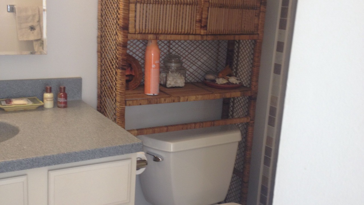 Photo of Bathroom in Makaha