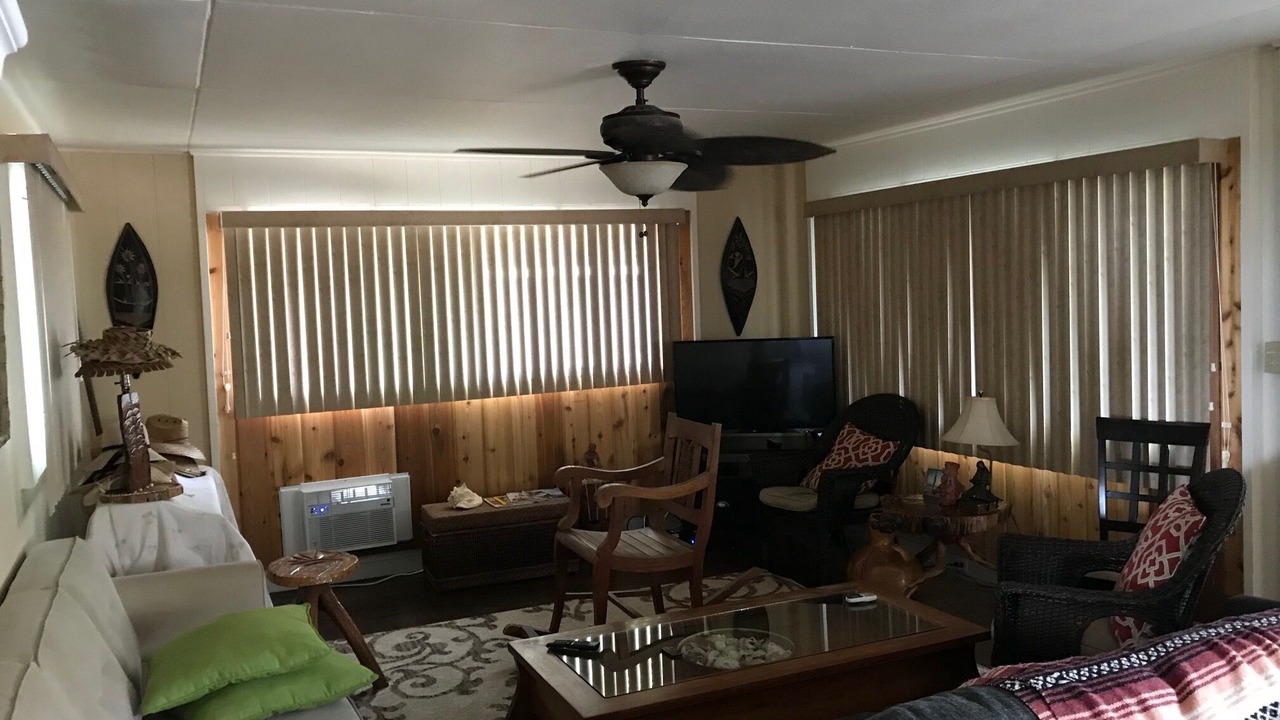 Photo of Livingroom in Makaha