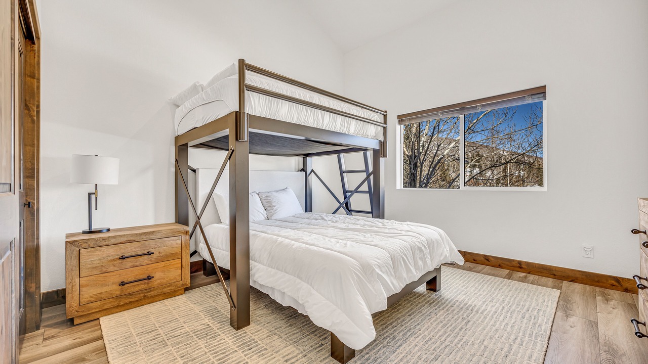 Photo of Bedroom in Deer Valley