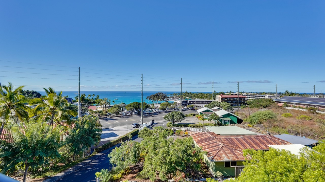Photo of Patio Balcony in Historic Kailua Village
