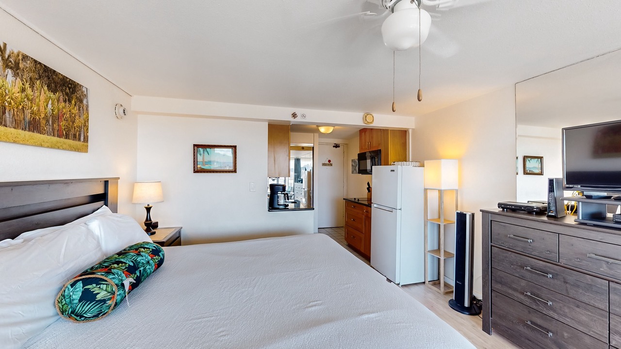Photo of Bedroom in Waikiki