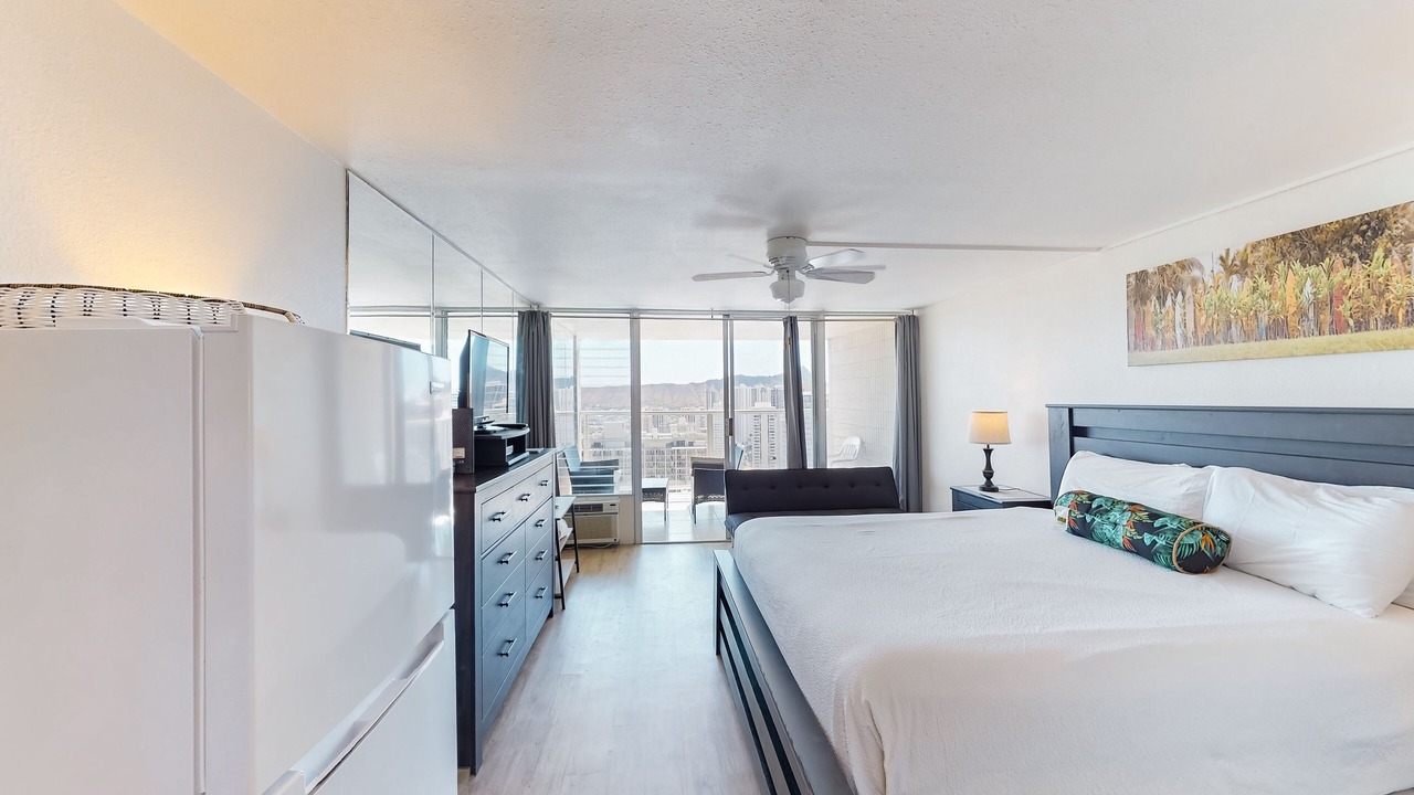Photo of Bedroom in Waikiki