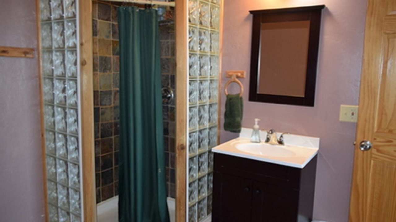 Photo of Bathroom in Diamond Ridge