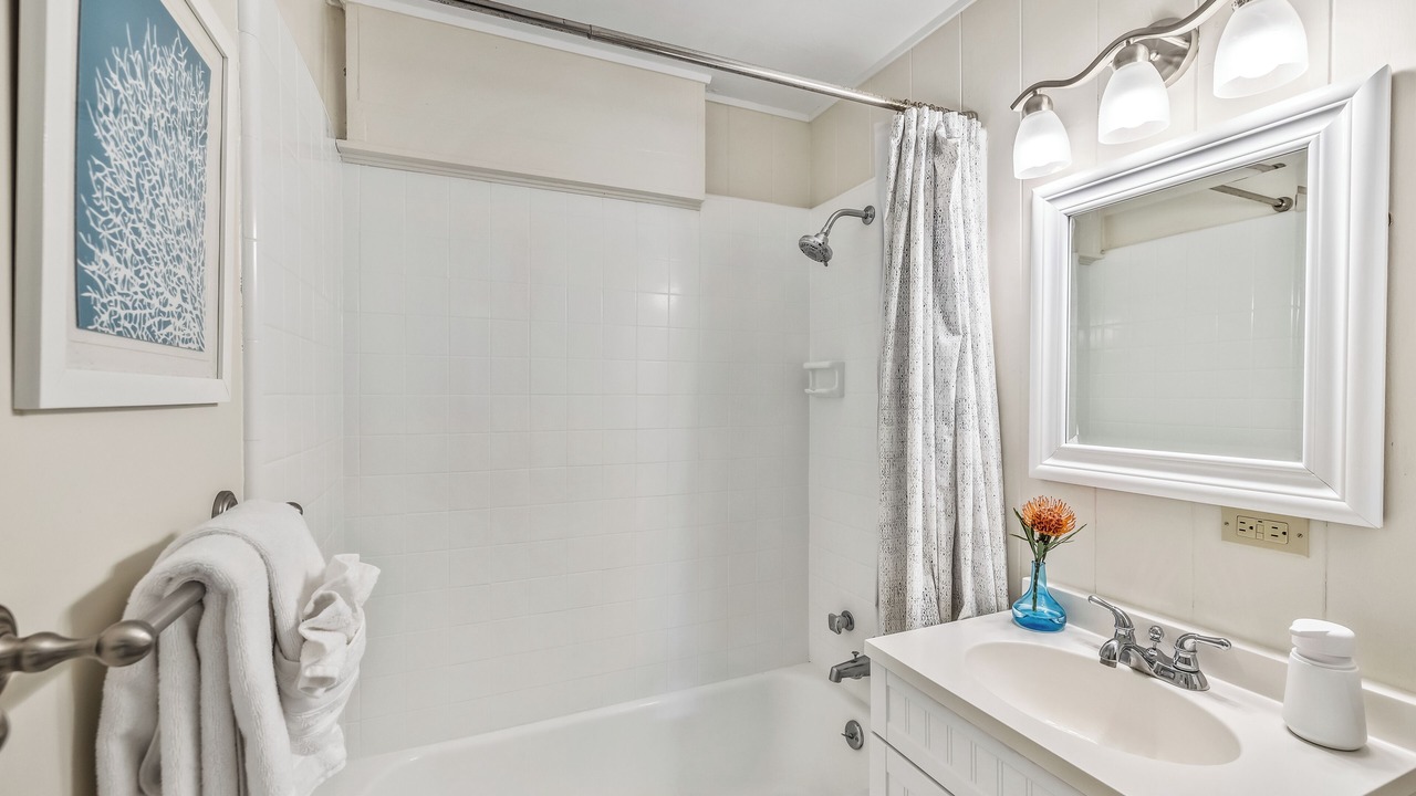 Photo of Bathroom in Kahala