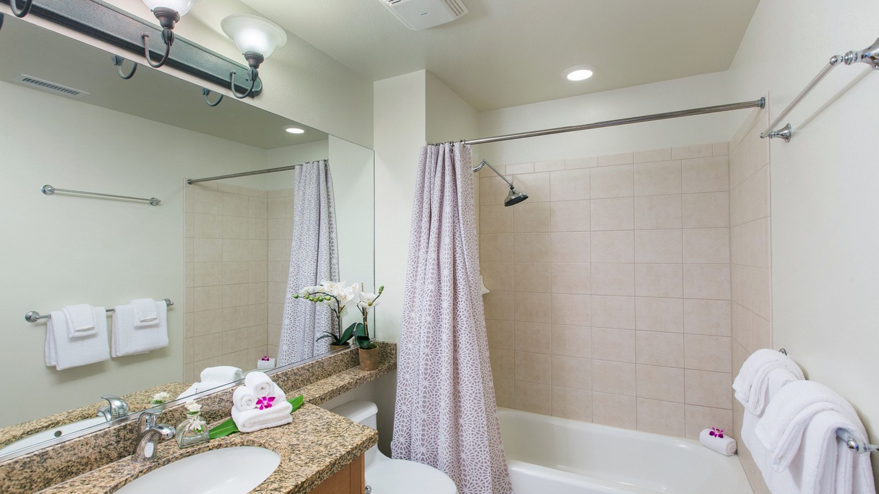 Photo of Bathroom in Hawaii Kai