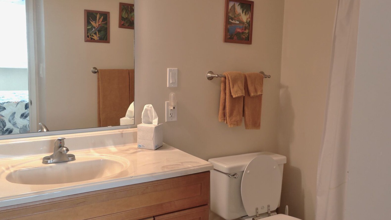 Photo of Bathroom in Maalaea