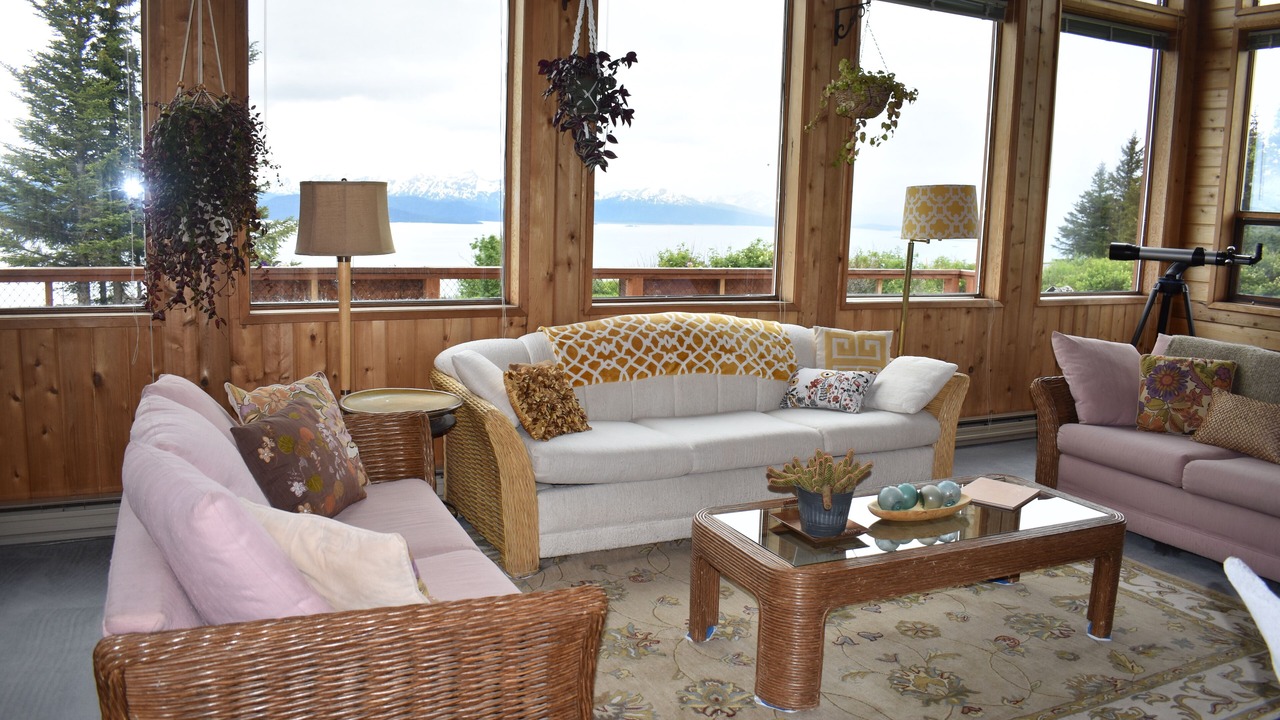 Photo of Livingroom in Fritz Creek