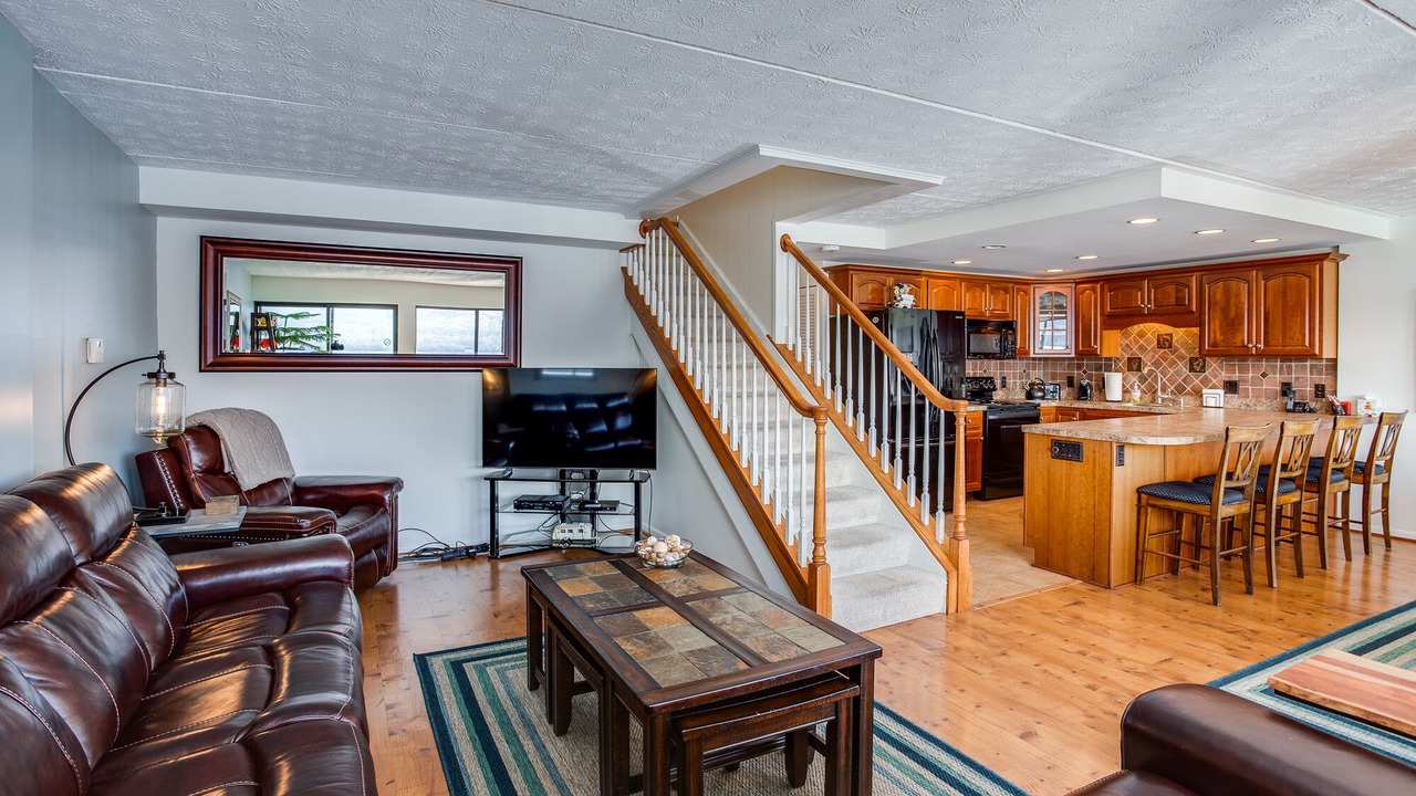 Photo of Livingroom in Canandaigua