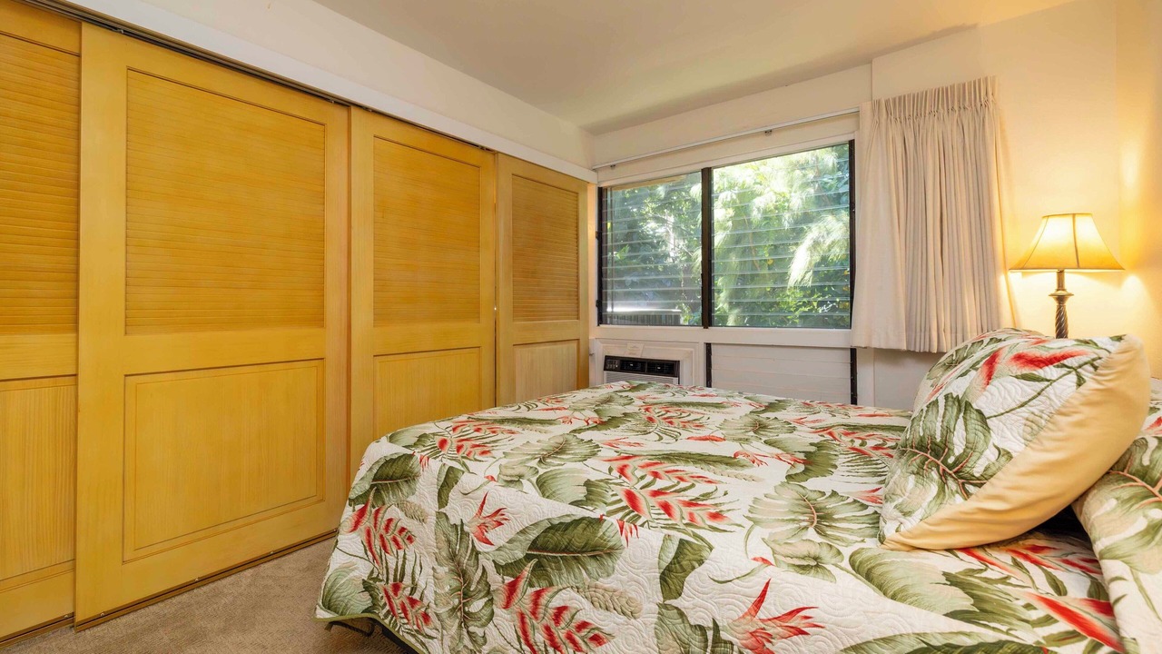Photo of Bedroom in Maalaea