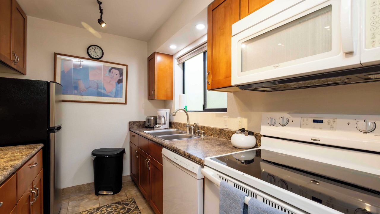 Photo of Kitchen in Maalaea