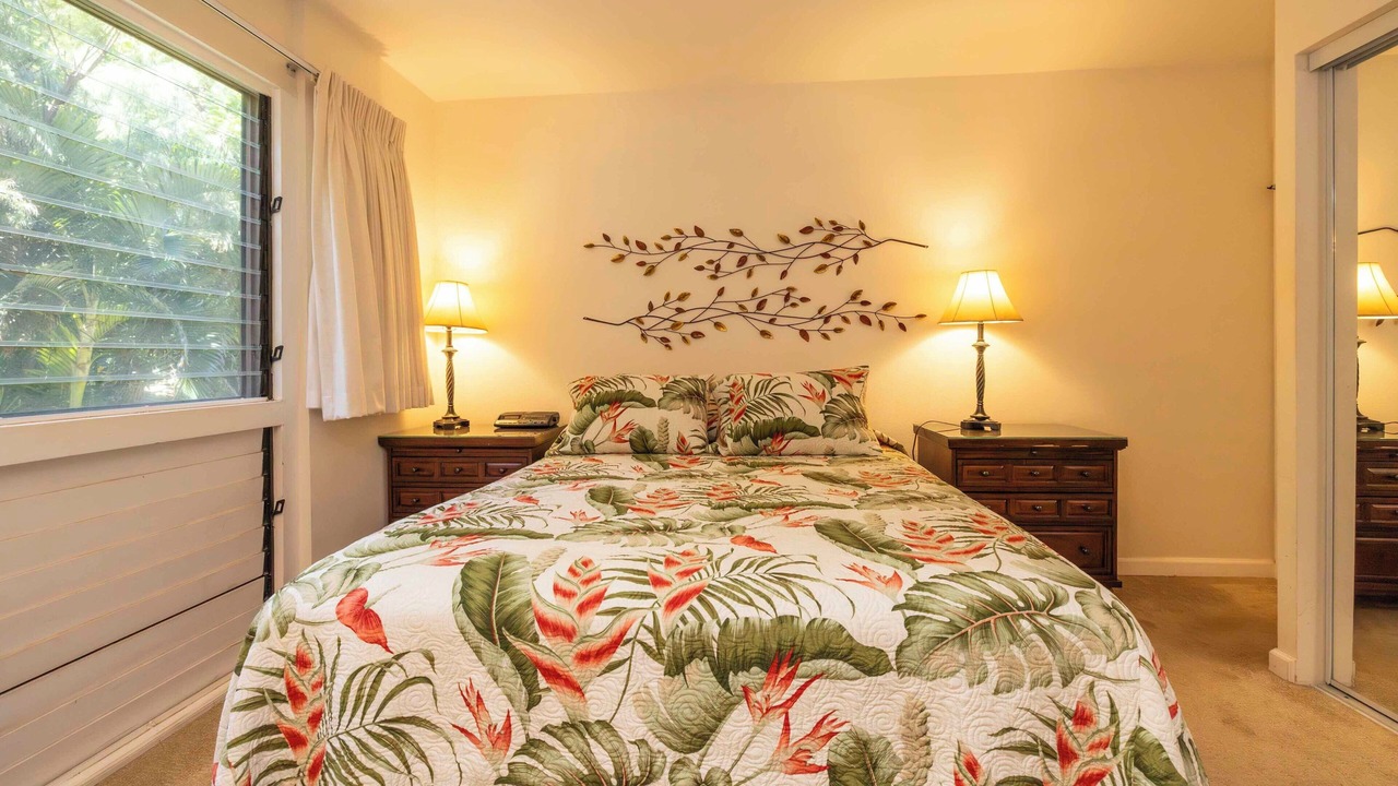 Photo of Bedroom in Maalaea