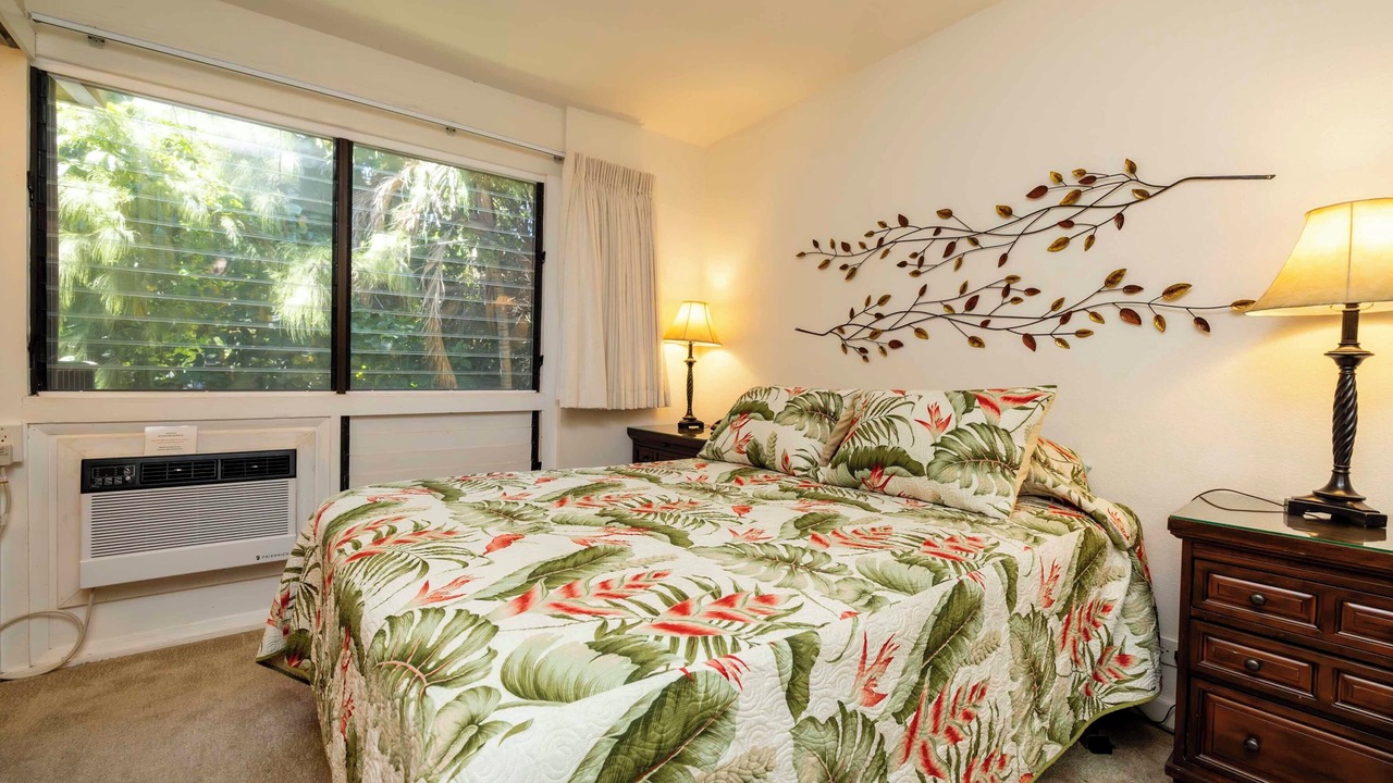 Photo of Bedroom in Maalaea