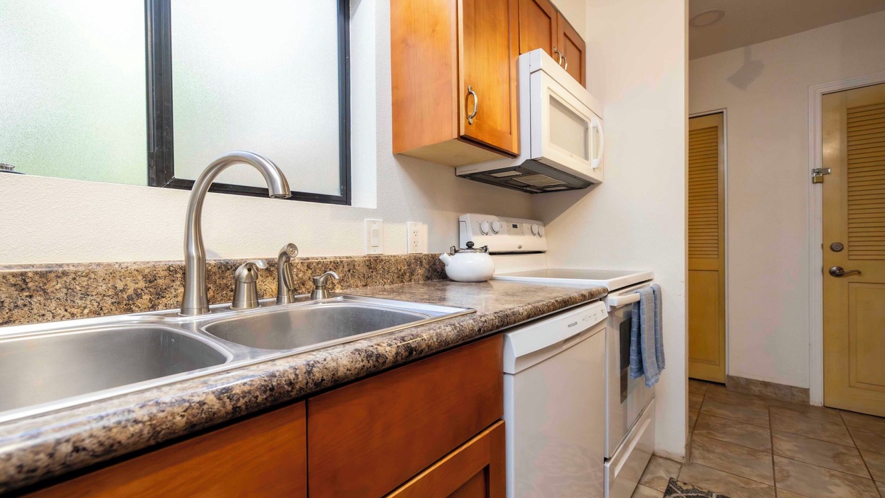 Photo of Kitchen in Maalaea