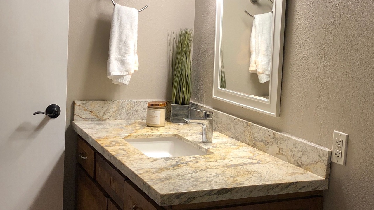 Photo of Bathroom in Maalaea