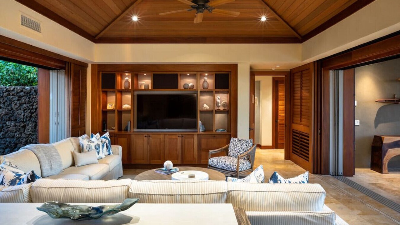 Photo of Livingroom in Kaupulehu