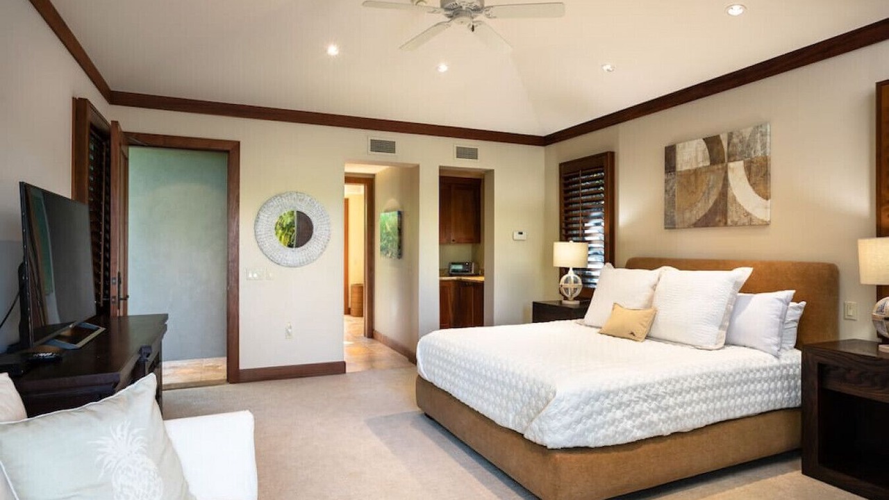 Photo of Bedroom in Kaupulehu